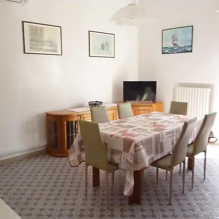 R12 Il Mare A Due Passi Apartament Ankona