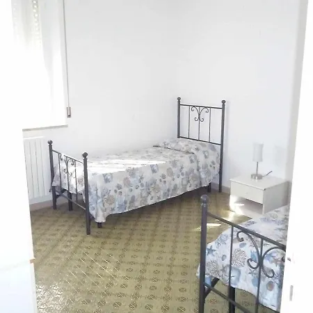R12 Il Mare A Due Passi Apartament *